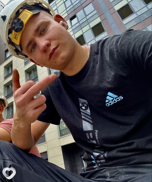 Андрей, 20, Омске — анкета №3852198