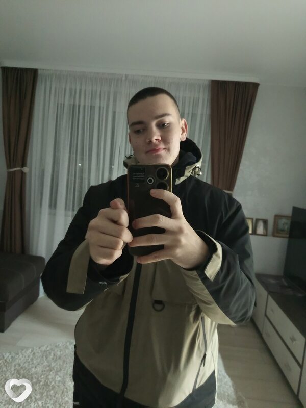 Андрей, 19, Сарапуле — анкета №3852520