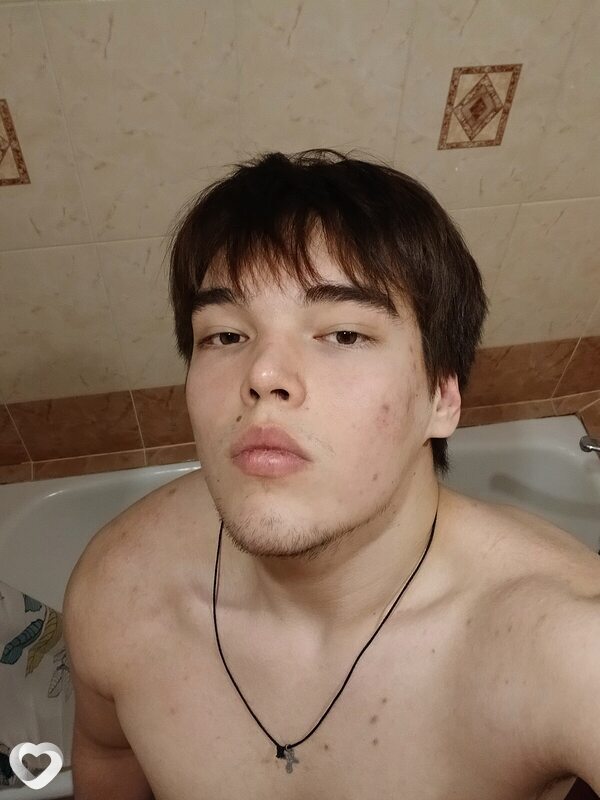 Gjh, 20, Омске — анкета №3853361