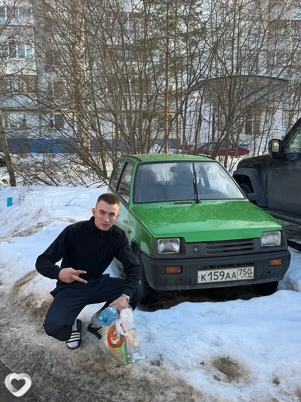 Артем, 23, Санкт-Петербурге — анкета №3853576