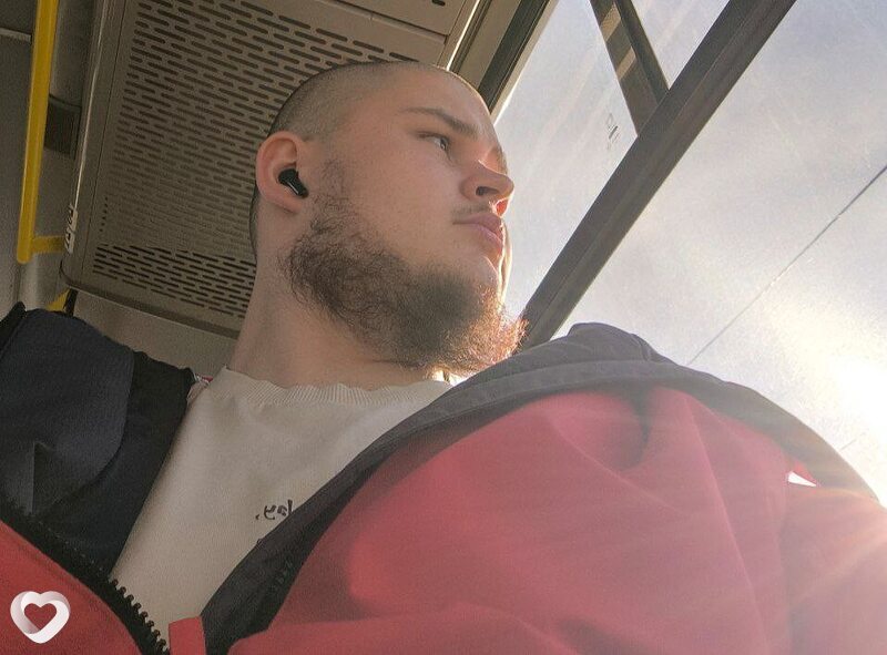 Александр, 19, Красноуфимске — анкета №3854688