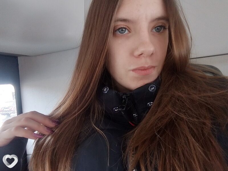 Алёна, 21, Омске — анкета №3854792
