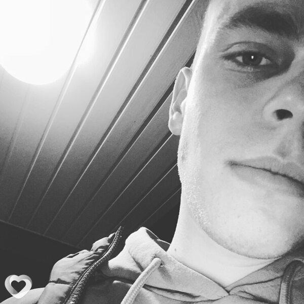 Даня, 23, Белгороде — анкета №3855969