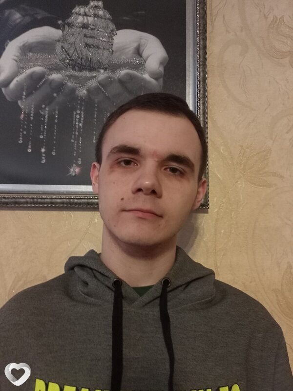 Данила, 25, Новомосковске — анкета №3856203