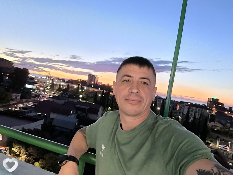 Валера, 39, Адлер — анкета №3856542