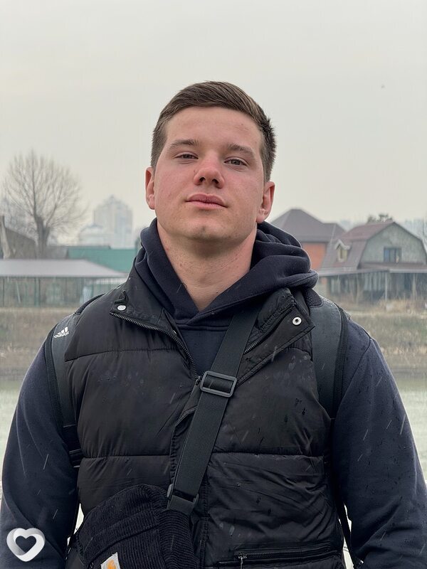 Максим, 23, Новороссийске — анкета №3856809
