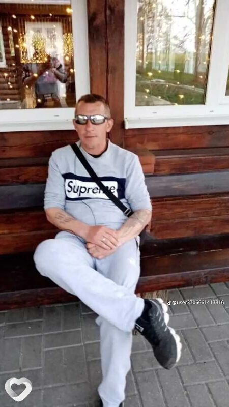 Wiktor, 46, Жлобине — анкета №3857533