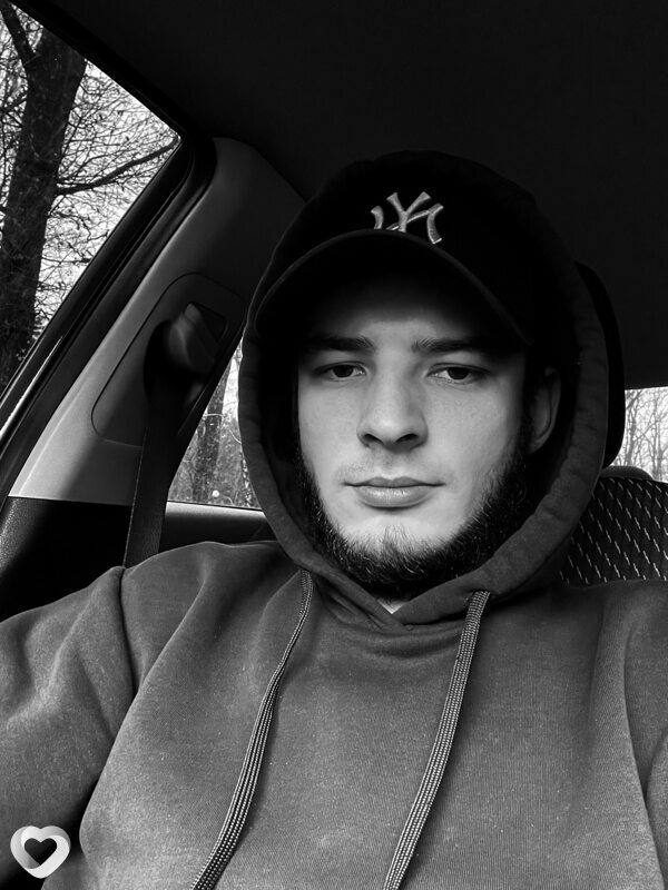 Эдуард, 28, Белгороде — анкета №3858080