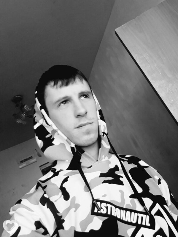 Алексей, 31, Усолье-Сибирское — анкета №3858418