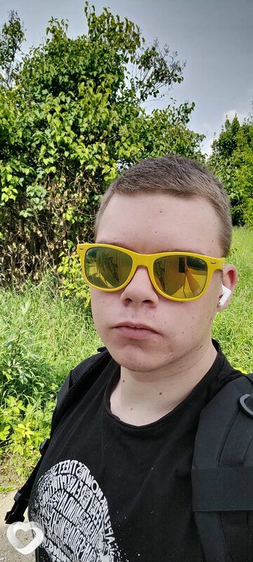 Илья, 22, Сергиеве Посаде — анкета №3859379