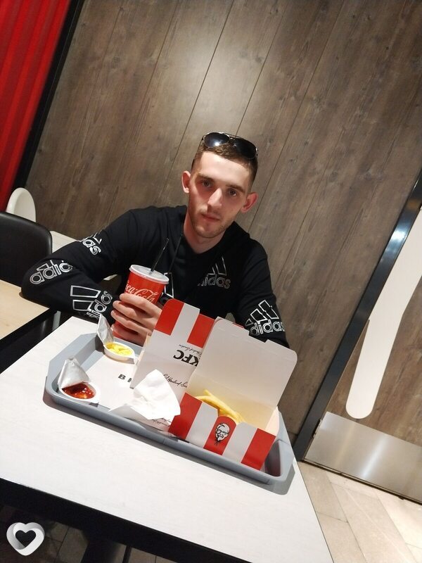 Максим, 27, Витебске — анкета №3859722