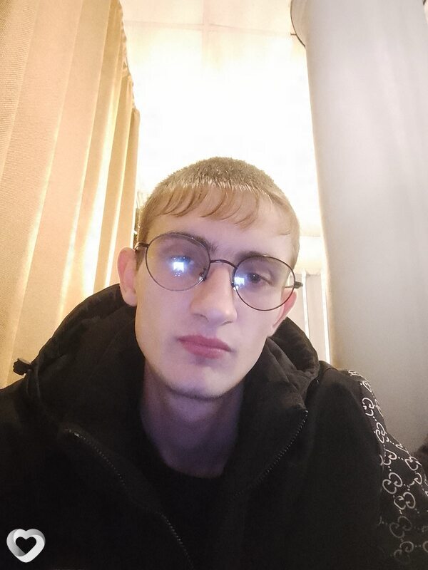 Андрей, 26, Новосибирске — анкета №3860018