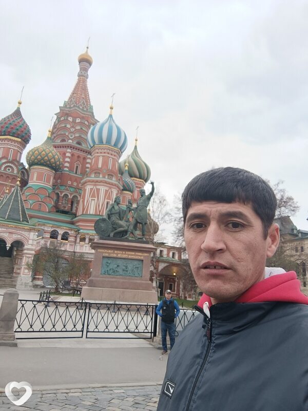 Адил, Москва