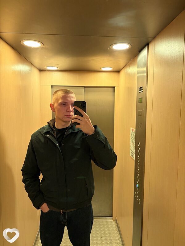 Глеб, 21, Красноярске — анкета №3860020