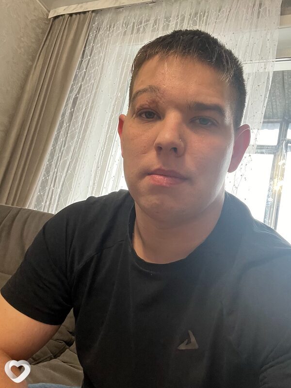 Виктор, 27, Ленинске-Кузнецком — анкета №3861106