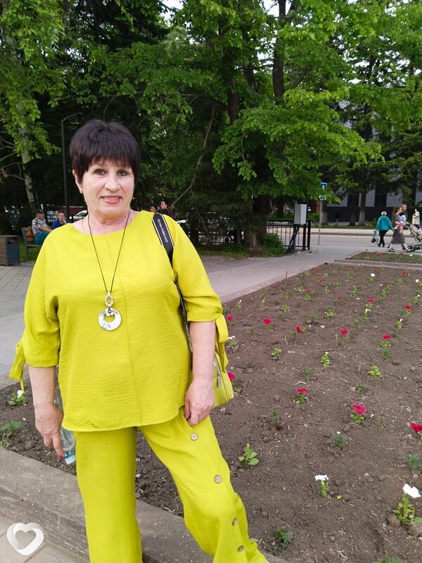Нина, Риддер