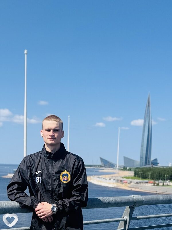 Даня, 20, Санкт-Петербурге — анкета №3860835