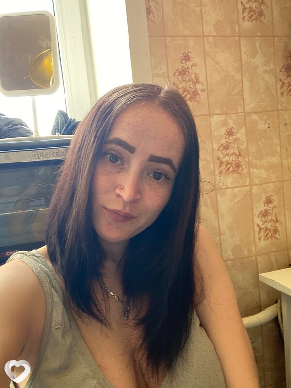Светлана, 28, Каменске-Уральском — анкета №3860857