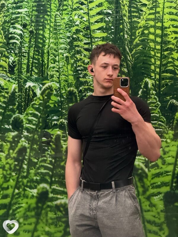 Даниил, 22, Якутске — анкета №3860946