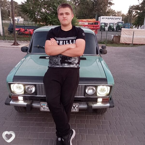 Денис, 18, Белой Церковь — анкета №3861391