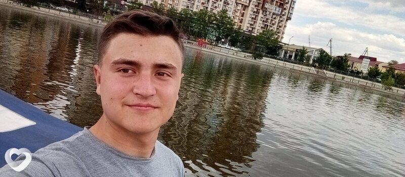 Иван, 22, Астрахани — анкета №3861431