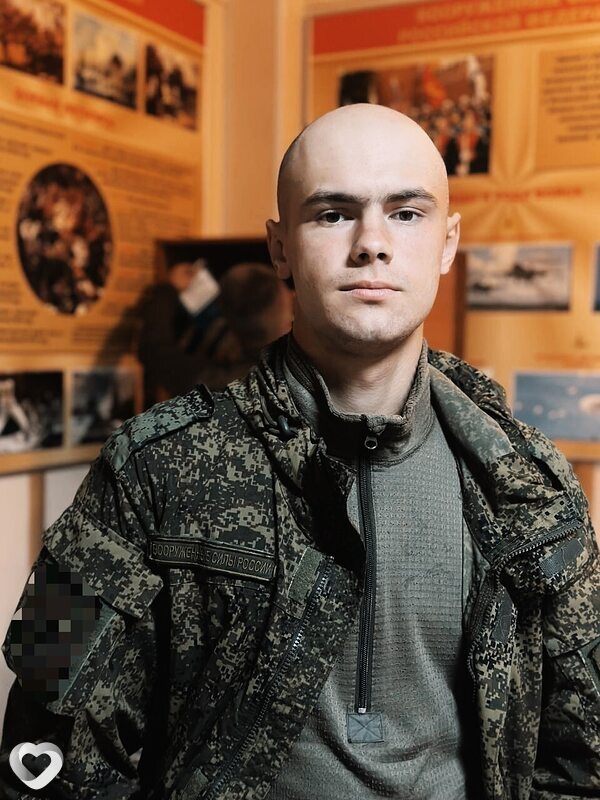 Илья, 21, Энгельсе — анкета №3861875
