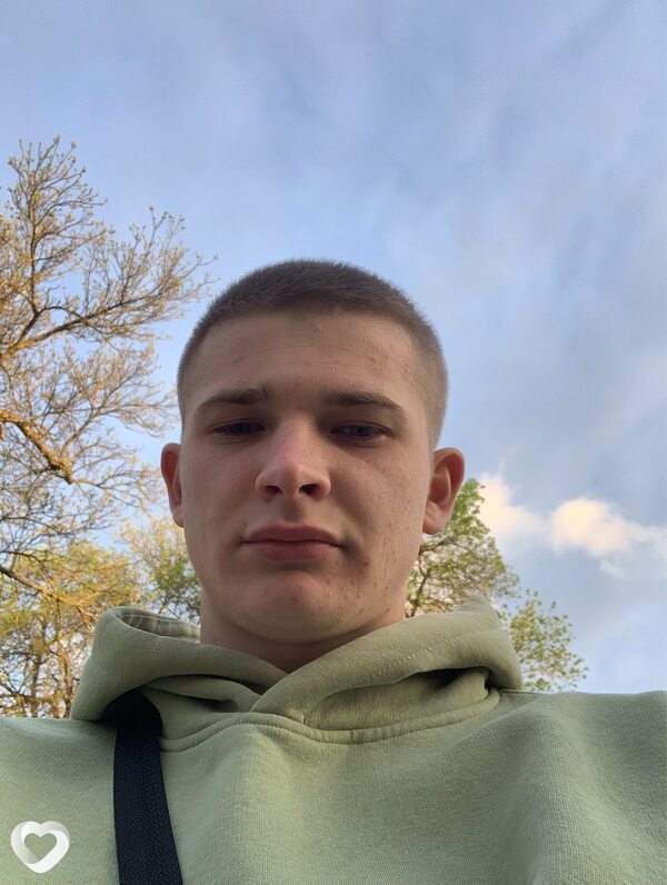 Ignat, 19, Крымске — анкета №3862434
