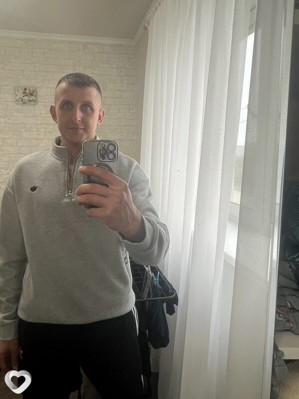 Артём, 25, Витебске — анкета №3863082