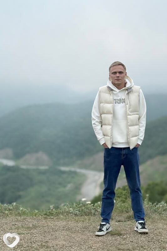 Андрей, 26, Южно-Сахалинске — анкета №3863637