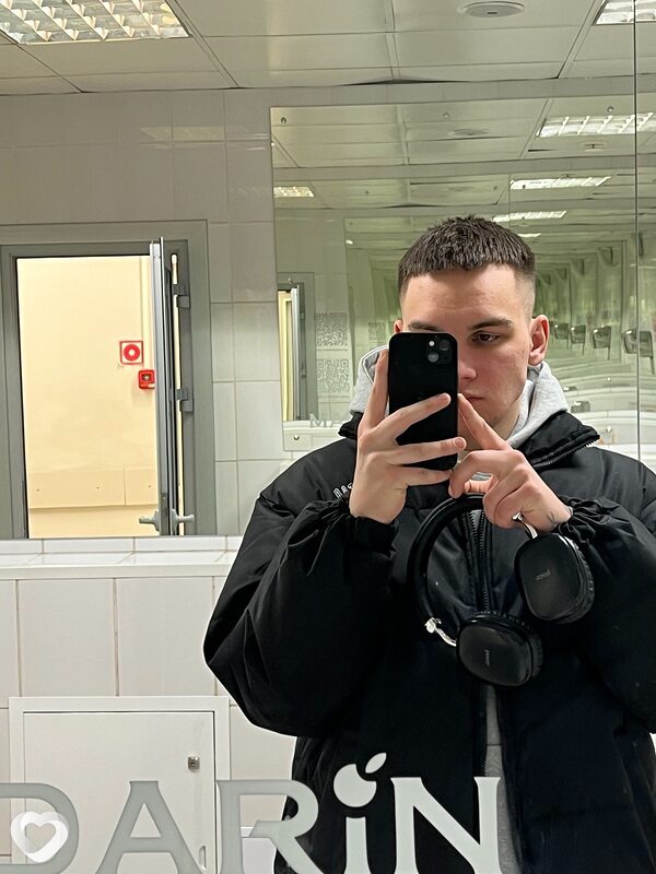 Максим, 21, Гомеле — анкета №3864044