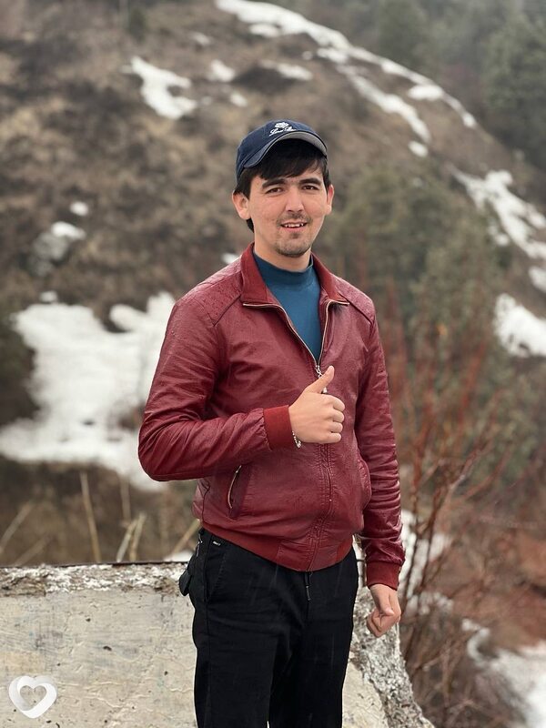 Komil, 33, Ташкент — анкета №3863954