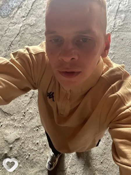 Кирилл, 32, Барнауле — анкета №3864478