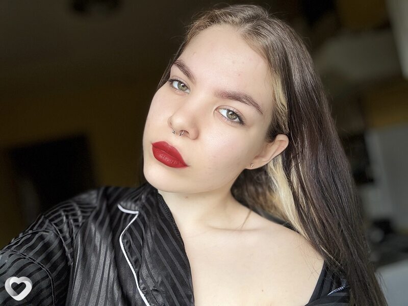 Адель, 22, Москве — анкета №3864808