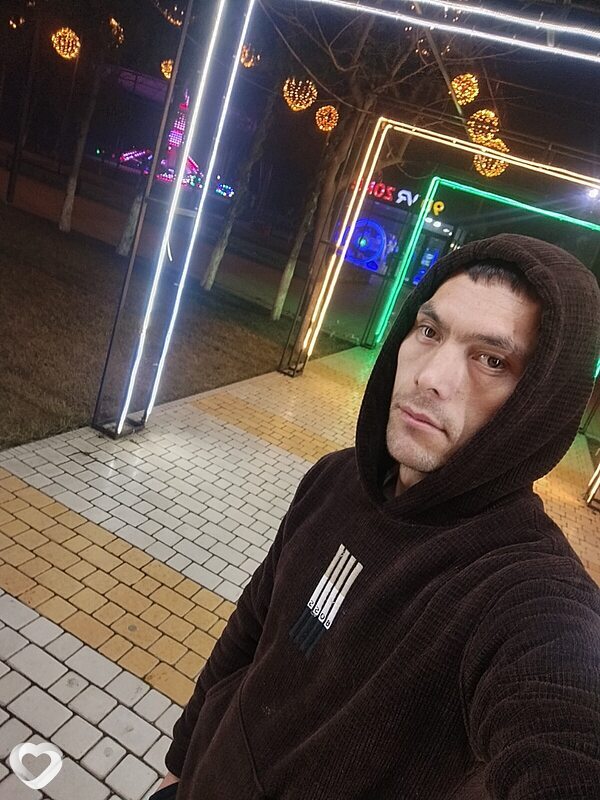Хасанбой, 31, Санкт-Петербурге — анкета №3865619