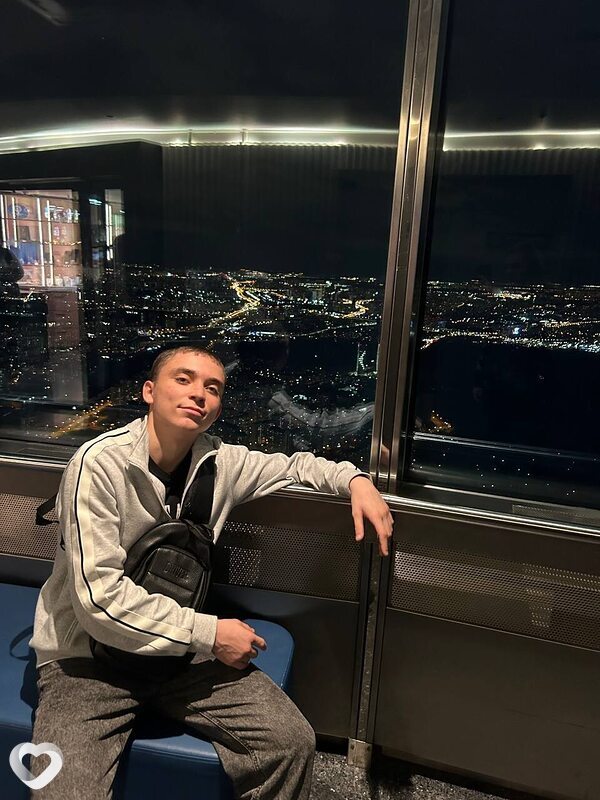 Георгий, 19, Москве — анкета №3866038