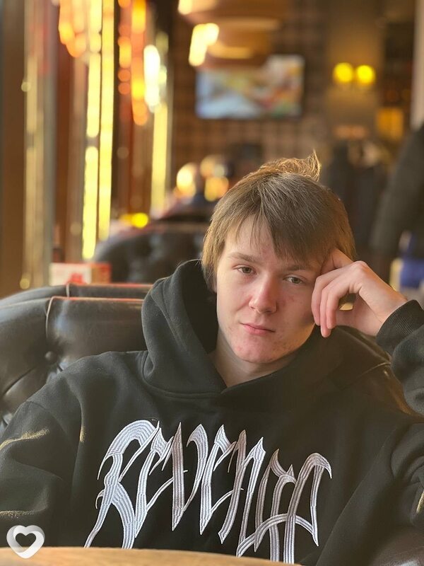 Ярослав, 21, Санкт-Петербурге — анкета №3866130