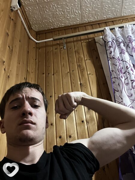 Максим, 23, Петропавловске-Камчатском — анкета №3866731