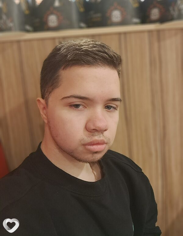 Игорь, 19, Москве — анкета №3867034