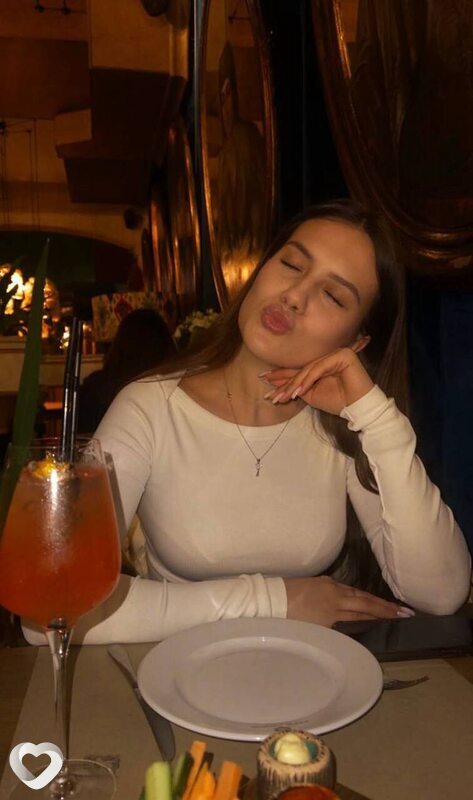 Карина, 23, Москве — анкета №3867754