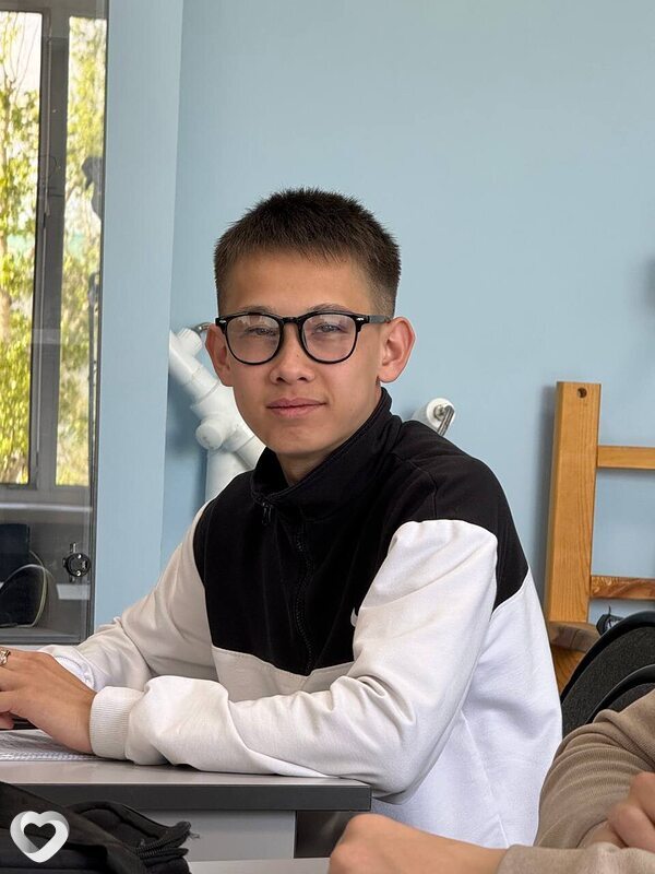 Дмитрий, 18, Иркутске — анкета №3867546