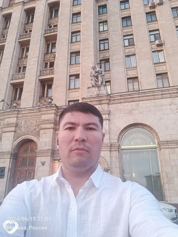 Хурсандбек, 35, Москве — анкета №3868074