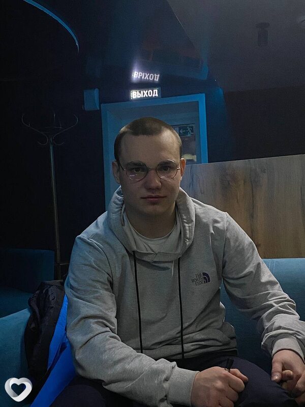 Серёга, 21, Ачинске — анкета №3869212