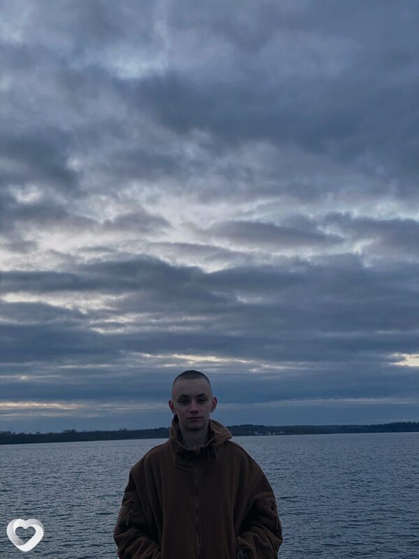 Александр, 21, Великом Новгороде — анкета №3868645