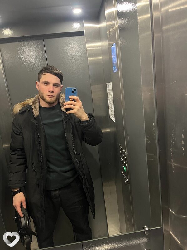 Алибек, 22, Москве — анкета №3869296