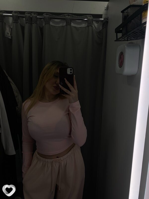 𝘈𝘯𝘯𝘢, 20, Челябинске — анкета №3868835