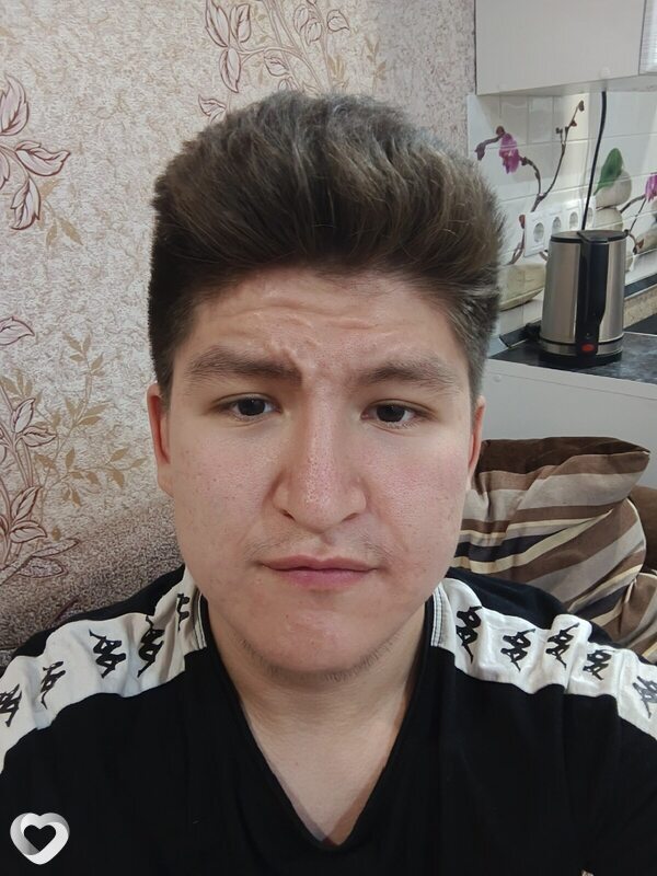 Даниил, 22, Саратове — анкета №3868993