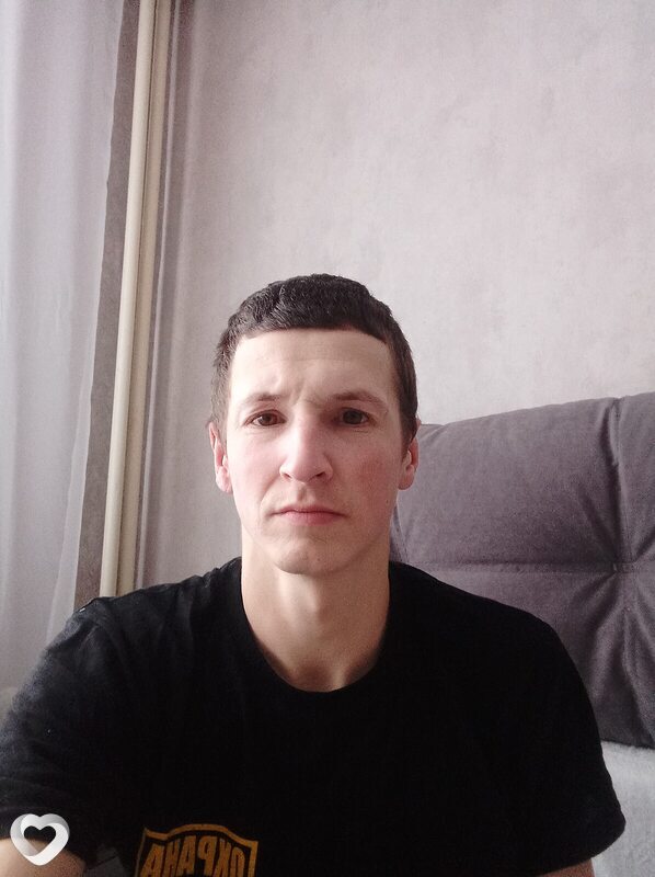 Максим, 26, Старом Осколе — анкета №3869070