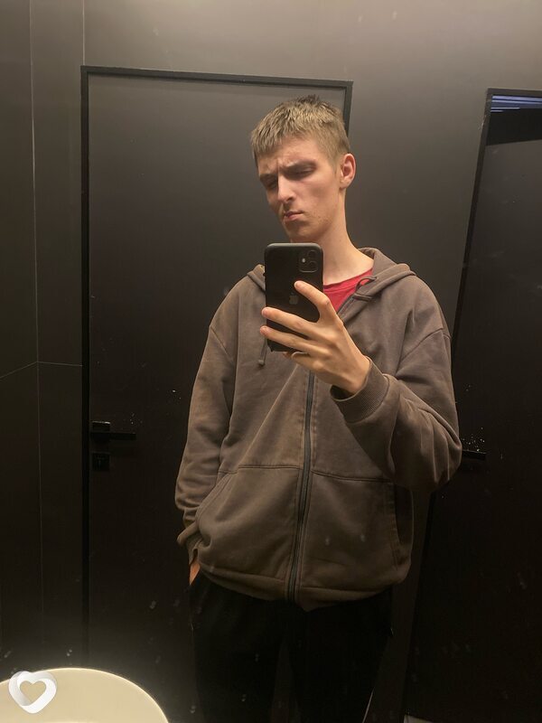 Даниил, 21, Гомеле — анкета №3869842