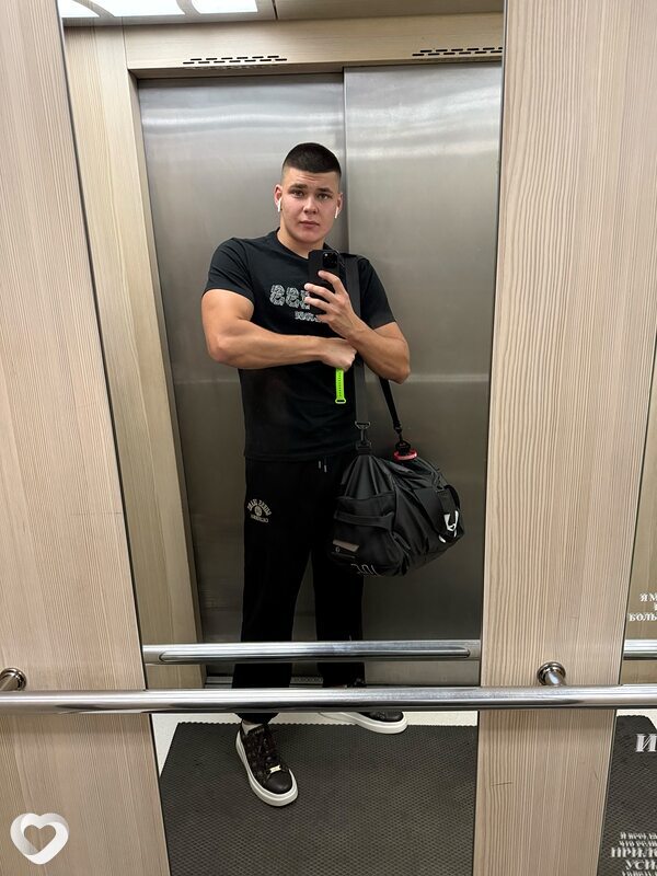 Денис, 24, Курске — анкета №3870545