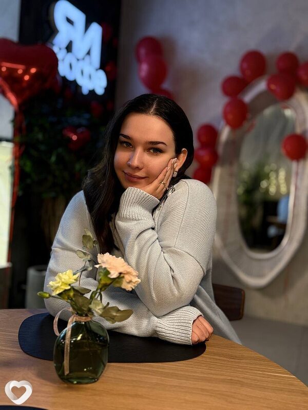 Дарина, 23, Бийске — анкета №3870613